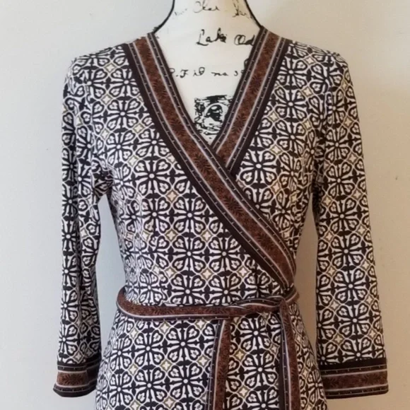 Faux Wrap Tan Brown White Tribal Print Dress - Picture 2 of 8